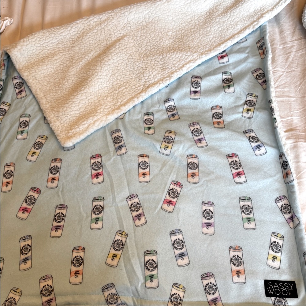 Pet Throw Blanket - Reversible